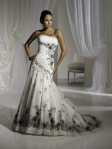 Black  White Wedding Dresses on Beautiful Black And White Wedding Dress  Mia Solano