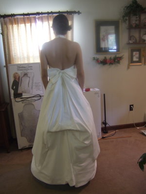 bustle a wedding dress