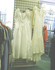 find used wedding dress