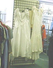 cheap bridal stores